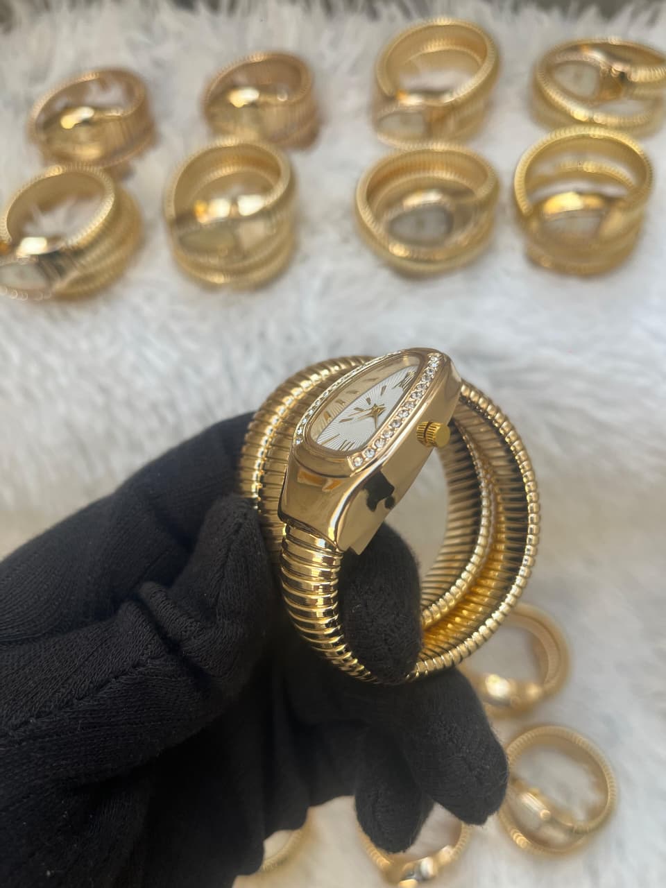 Elegant Gold Serpenti Style Women’s Watch