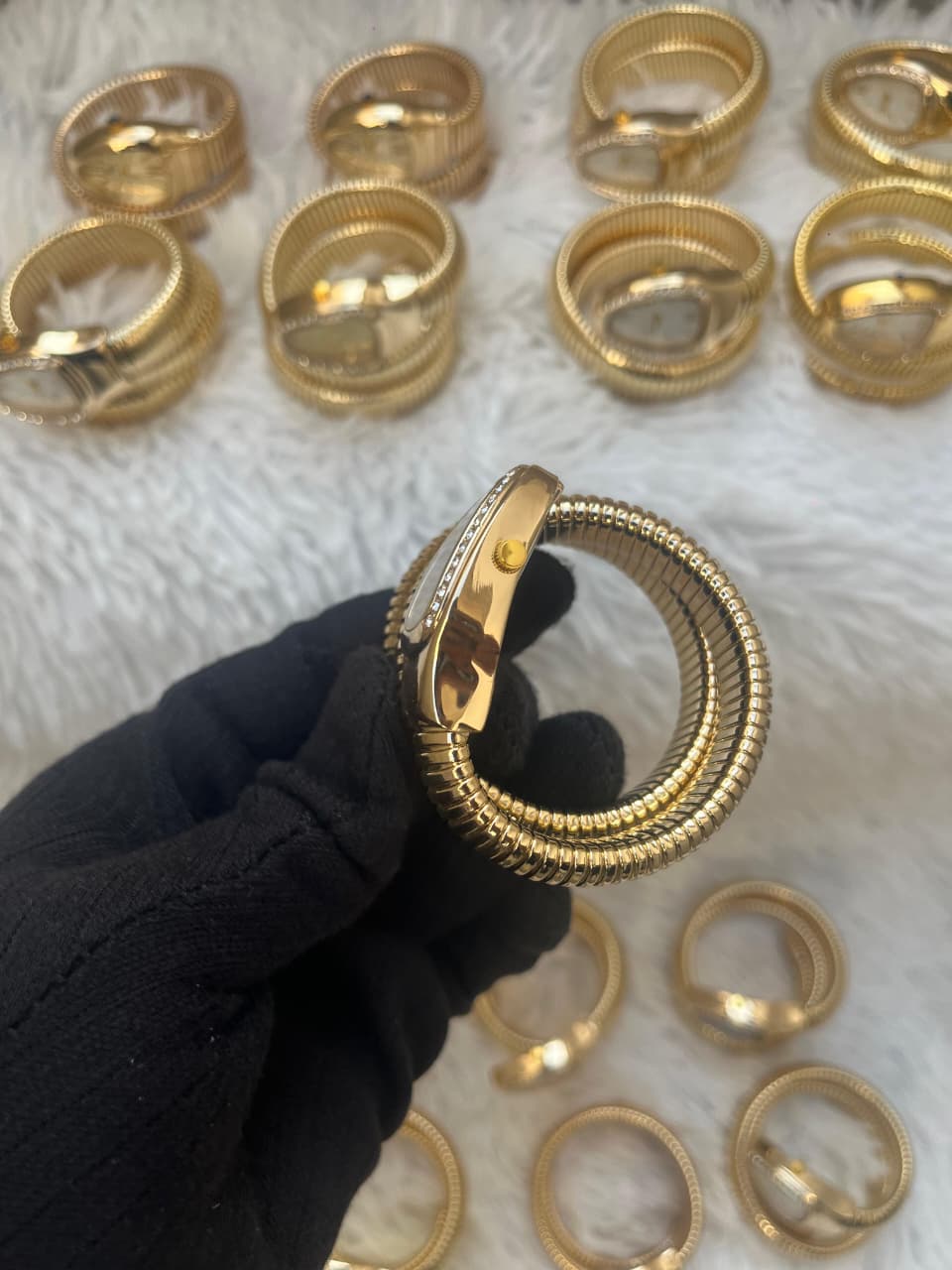 Elegant Gold Serpenti Style Women’s Watch